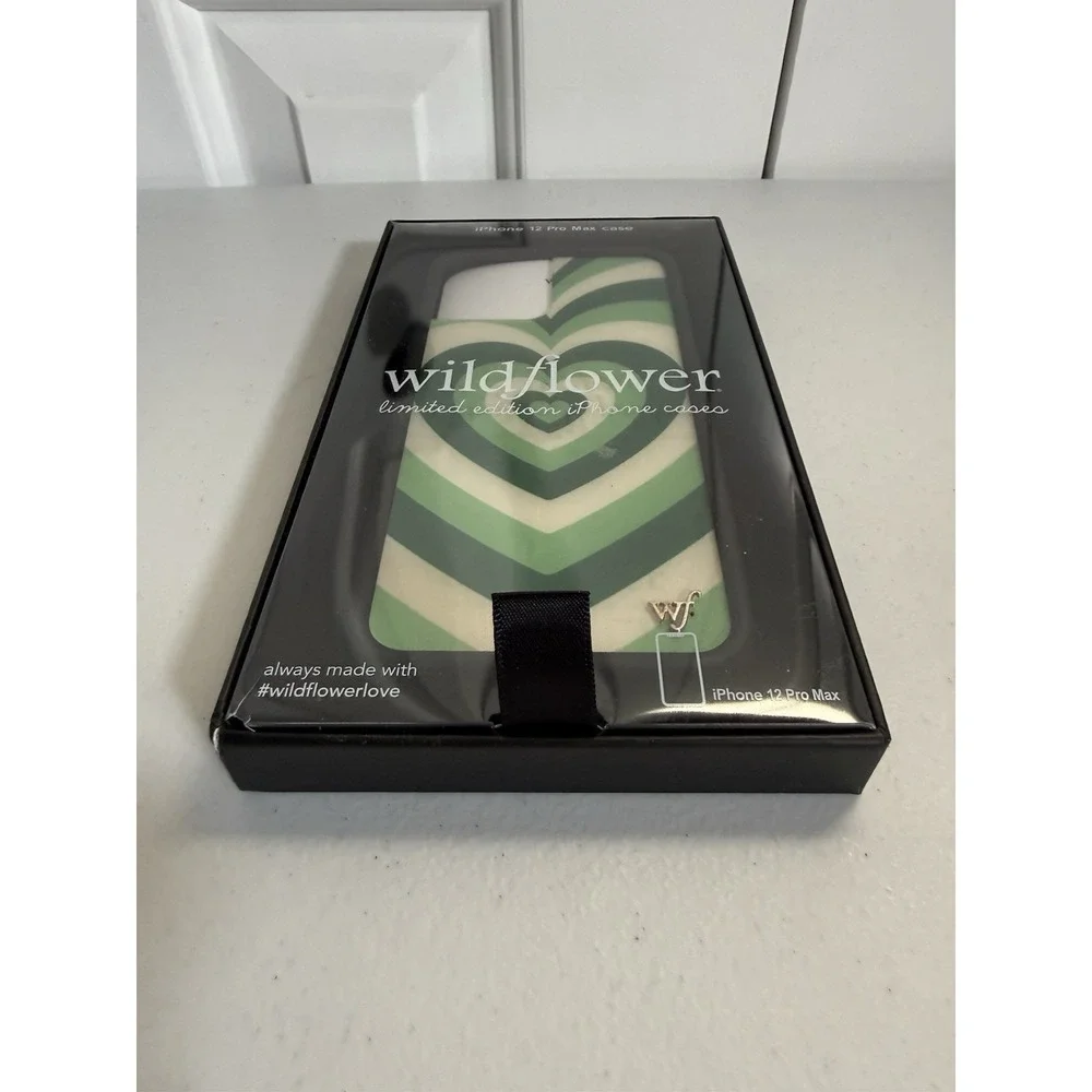 Wildflower Matcha Love Green‎ Hearts iPhone 12 Pro Max Protective Phone Case